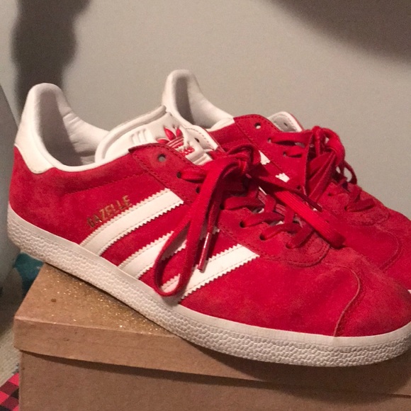 red adidas classic shoes
